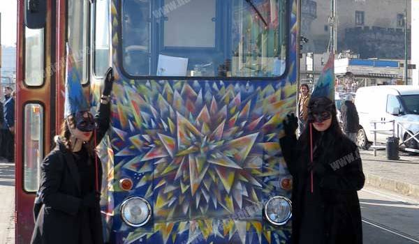 ANM Napoli: inaugurato “il tram dei desideri”, veicolo d’arte e partecipazione
