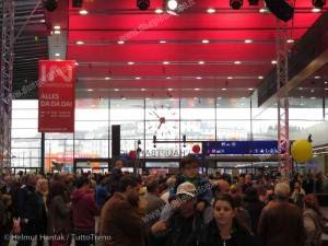 OBB_inaugurazioneWienHBF_Vienna_Wien_2014_10_10_HelmutHantak_wwwduegieditriceitIMG_4490