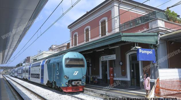 RFI: da oggi tornati i treni sulla linea storica Napoli–Salerno