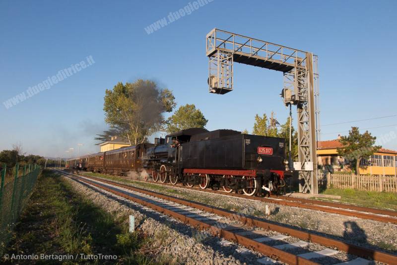 FondazioneFS-625_017-SannioExp-50simo_PadrePio-96430_31-Benevento-Pietrelcina-SanCroceS-2018-09-23-BertagninA-0178_tuttoTRENO_wwwduegieditriceit-inWEB
