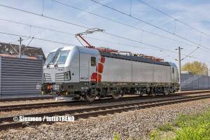 Akiem-193_888-VectronMS-Siemens_tuttoTRENO_blogtuttotreno_it