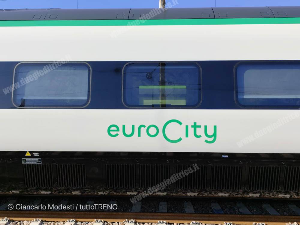 TI-ETR610_04-NuovaLivrea_euroCity_eC-MilanoGrego-Mulano-2024-11-