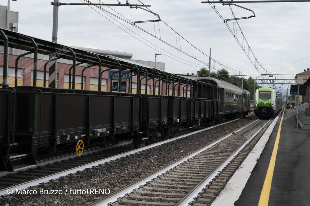 TTI-Corsa_prova_carrozze_panoramiche_su_ferrovia_PalazzoloSullOg