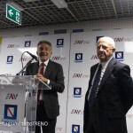 EAV-LineaArcobaleno-MR005_006-CAF-PresentazioneTRainbow-stazione