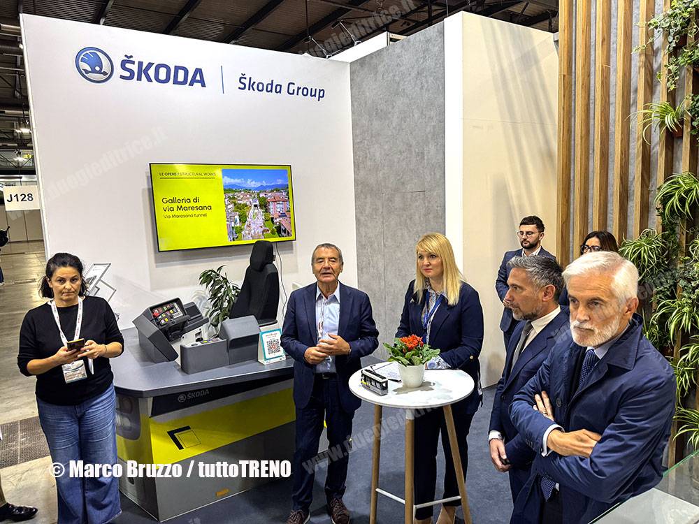 ExpoFerroviaria2025-Skoda_tram_per_TEB_tram_Bergamo-Rho-2025-10-01-BruzzoMarco_IMG_1660_blog_tuttotreno_it