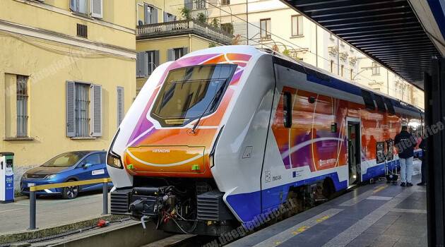 Trenord: in servizio un ETR 421 Aeroportuale in livrea “Olimpiadi Milano–Cortina 2026″