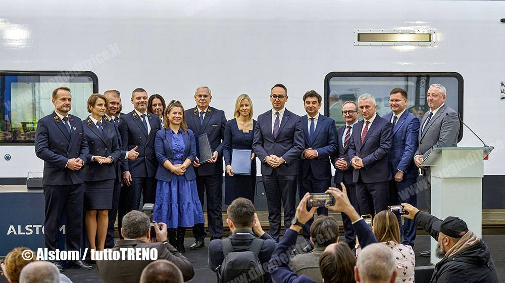 Alstom_PKP-CoradiaMax-Intercity_firma_contratto_Varsavia-blog_tuttotreno_it_1