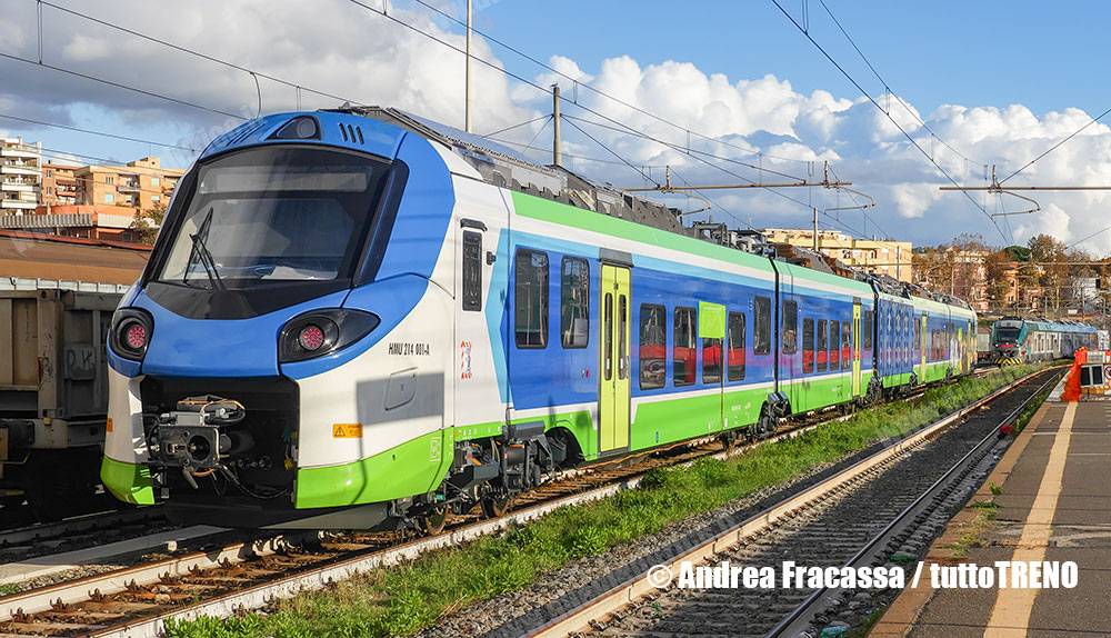 TN-Trenord-HMU214_001_Coradia_Stream_H-CP_Grosseto_Civitavecchia_e_Civitavecchia_Grosseto-linea_Roma_Pisa-Civitavecchia-2025-11-18-FracassaAndrea-P1060225.TIF_blog_tuttotreno_it