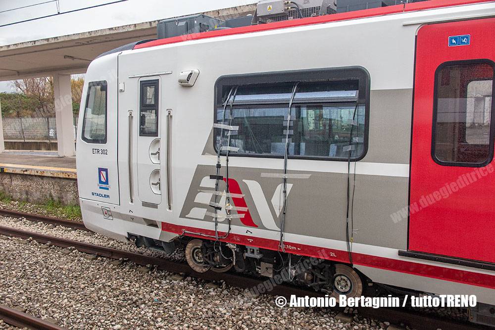 EAV-Circumvesuviana-ETR505_002-ETR302-Stadler-CorseProvaTestDinamiciVollaBaiano-stazione-Volla-2026-01-26-BertagninAntonio-11_blog_tuttotreno_it