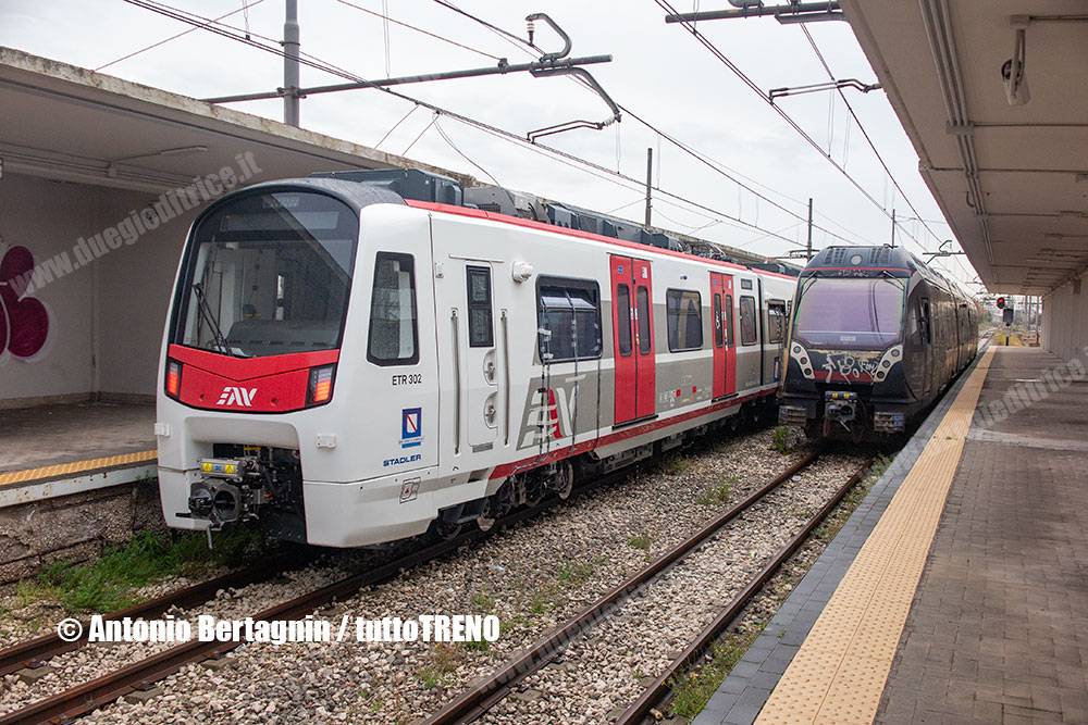 EAV-Circumvesuviana-ETR505_002-ETR302-Stadler-ETR214-CorseProvaTestDinamiciVollaBaiano-stazione-Volla-2026-01-26-BertagninAntonio-18_blog_tuttotreno_it