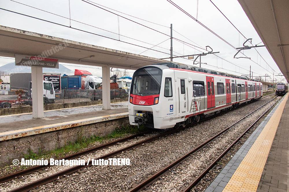 EAV-Circumvesuviana-ETR505_003-ETR302-Stadler-CorseProvaTestDinamiciVollaBaiano-stazione-Volla-2026-01-26-BertagninAntonio-13_blog_tuttotreno_it