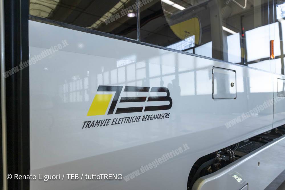TEB_presentazione primo tram_Linea T2 Bergamo-Villa d_Alme (10)-blog_tuttotreno_it_