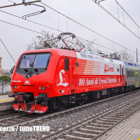 E 464 905 Trenitalia-TPER in livrea commemorativa LIMA