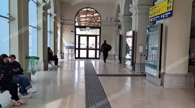 RFI: CONCLUSI I LAVORI DI RIQUALIFICAZIONE DEL FABBRICATO VIAGGIATORI DELLA STAZIONE DI NOVARA