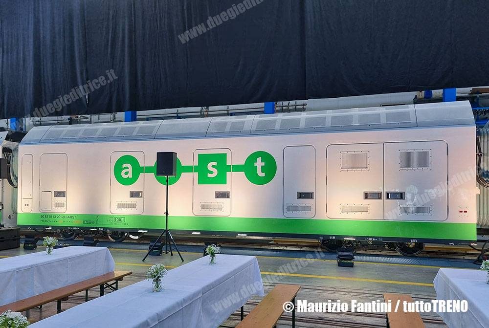 ARST-SRHe113_001-treno_a_idrogeno_presentazione_centro_messa_a_punto_Stadler-Erlen-2026-06-19-FantiniMaurizio_blog_tuttotreno_it_1000136733