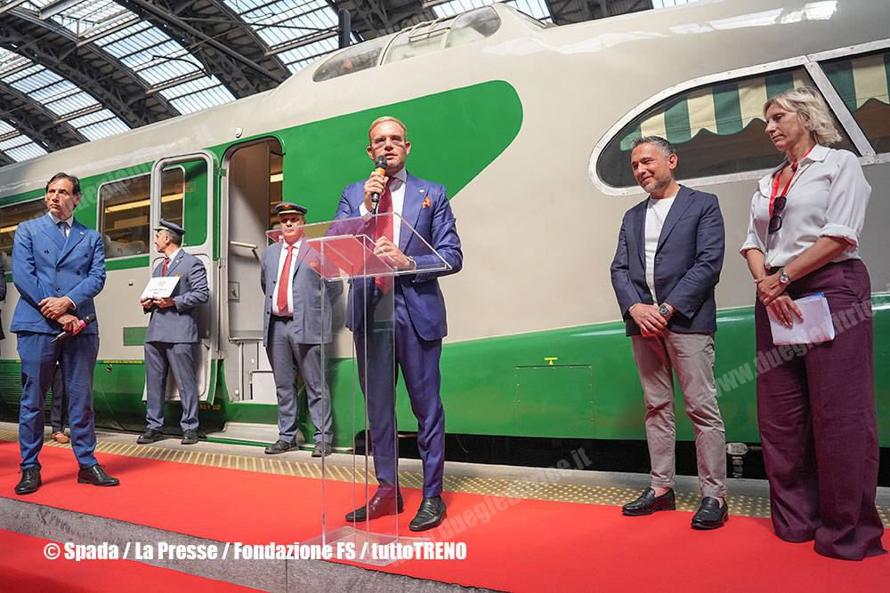 TTI-carrozze_panoramiche_Cantamessa-Lucente-Terzi_2-FondazioneFS-ParaticoSarnico2026-06-20-LaPresse_FondazioneFS_blog_tuttotreno_it