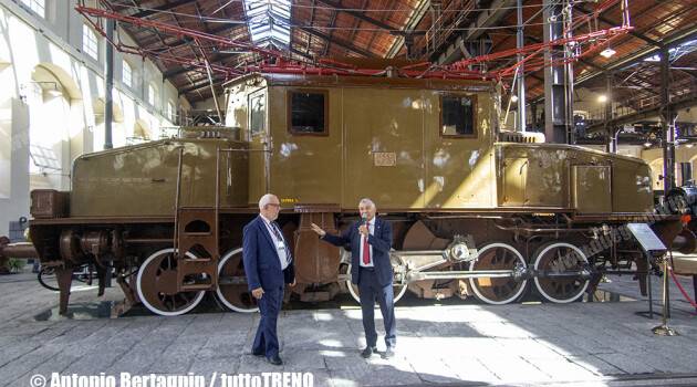 Il Museo Nazionale Ferroviario di Pietrarsa celebra i 187 anni della Napoli–Portici con un omaggio ai 50 anni dalla fine del sistema trifase italiano.